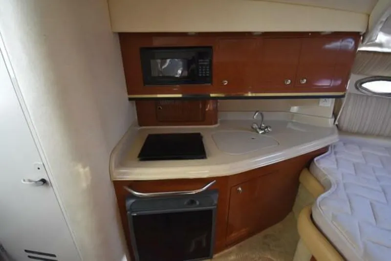Slide: The Image of Sea Ray 290 Amberjack 2002 - 27