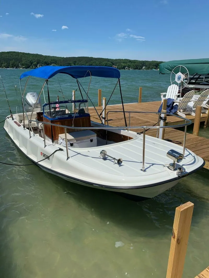 Slide: The Image of Boston Whaler 21 Outrage Rib Side 1972 - 3