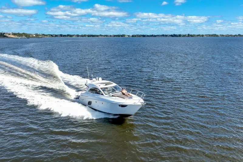 The Image of Beneteau Gran Turismo 44 2014 - 0