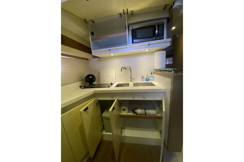 Slide: The Image of Beneteau Gran Turismo 44 2014 - 51