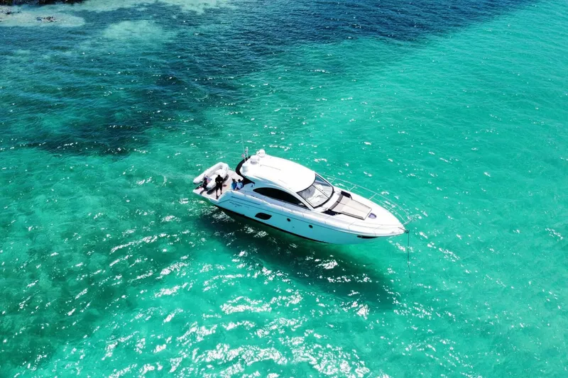Slide: The Image of Beneteau Gran Turismo 44 2014 - 6
