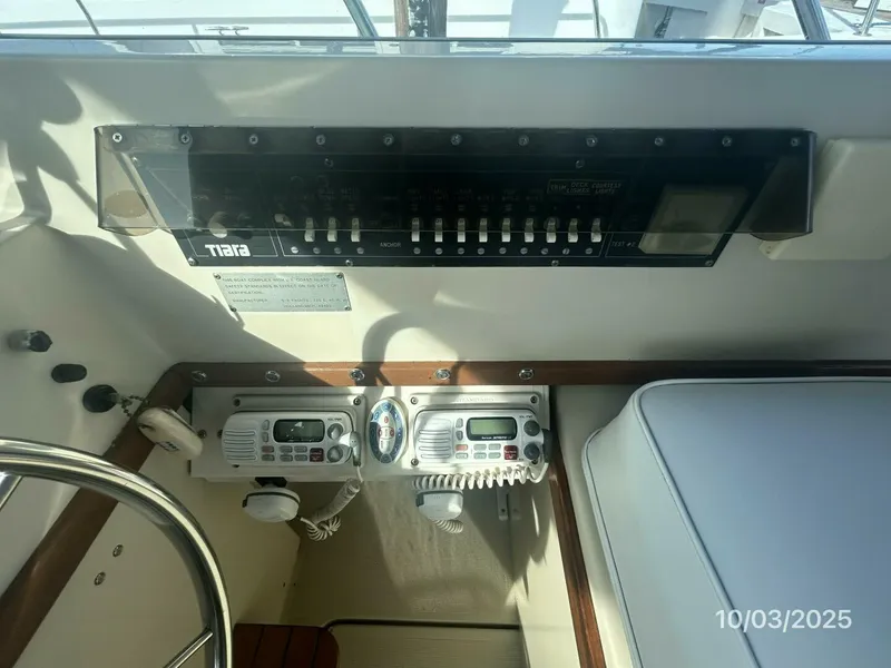 Slide: The Image of Pursuit 3100 Open 1985 - 25