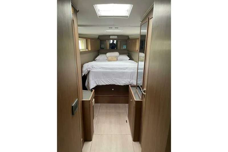 Slide: The Image of Beneteau Sense 57 2017 - 12