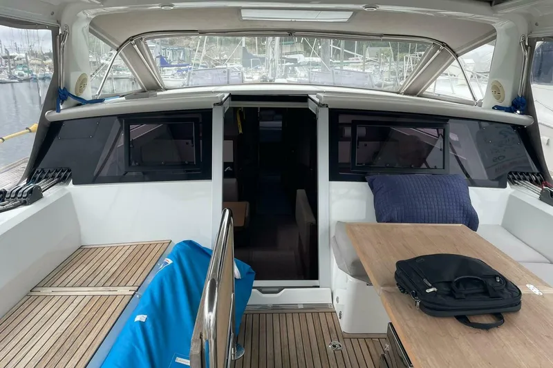 Slide: The Image of Beneteau Sense 57 2017 - 13