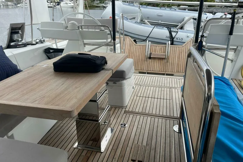 Slide: The Image of Beneteau Sense 57 2017 - 24