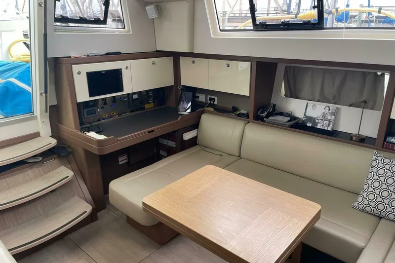 Slide: The Image of Beneteau Sense 57 2017 - 25