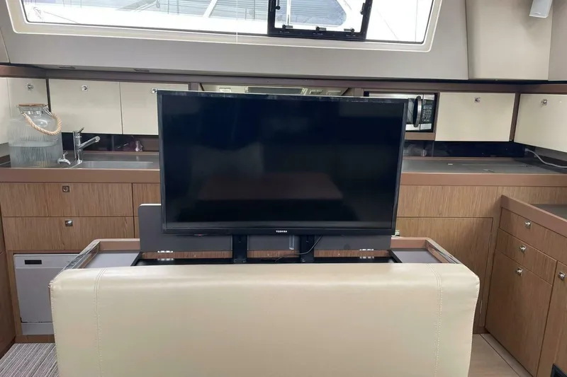 Slide: The Image of Beneteau Sense 57 2017 - 37