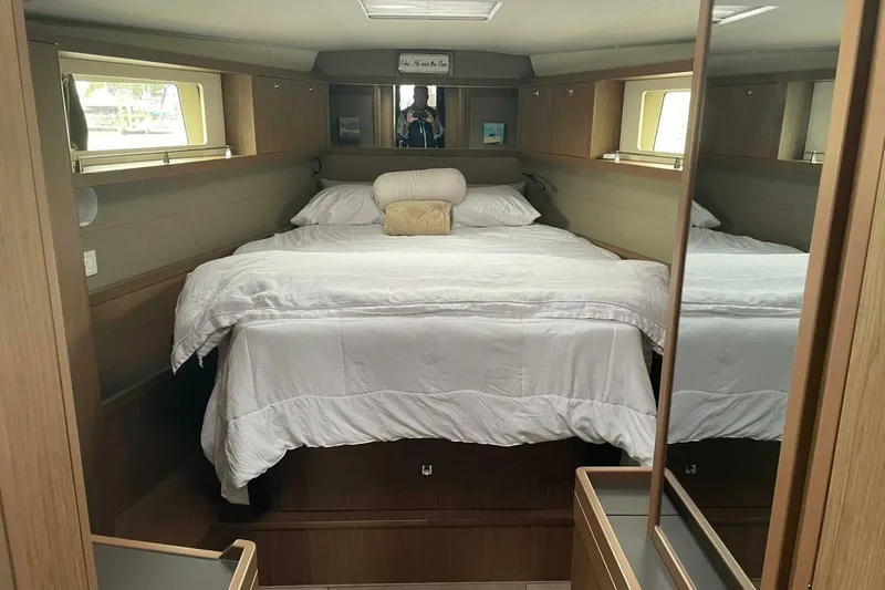 Slide: The Image of Beneteau Sense 57 2017 - 38