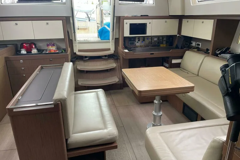 Slide: The Image of Beneteau Sense 57 2017 - 41
