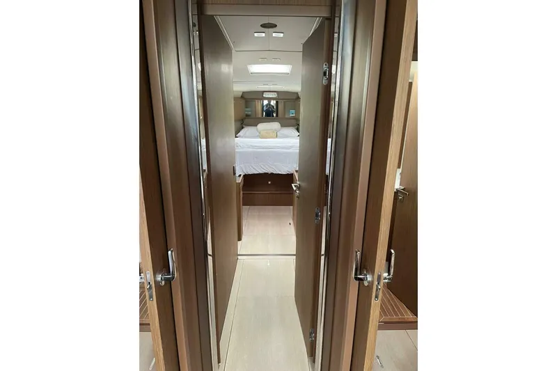 Slide: The Image of Beneteau Sense 57 2017 - 9