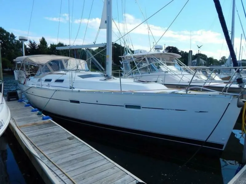 The Image of Beneteau 373 2004 - 0