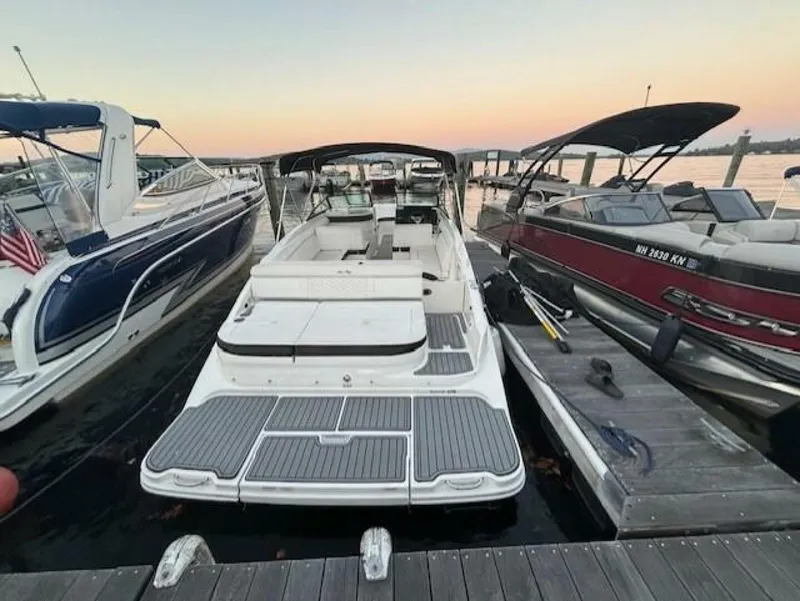 Slide: The Image of Sea Ray SDX 270 2019 - 5