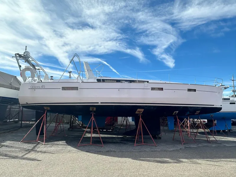 Slide: The Image of Beneteau Oceanis 45 2017 - 13
