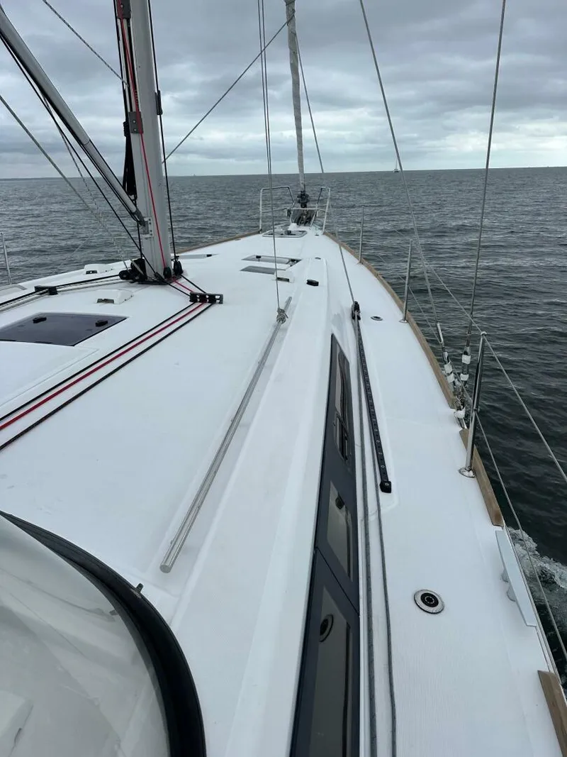 Slide: The Image of Beneteau Oceanis 45 2017 - 34