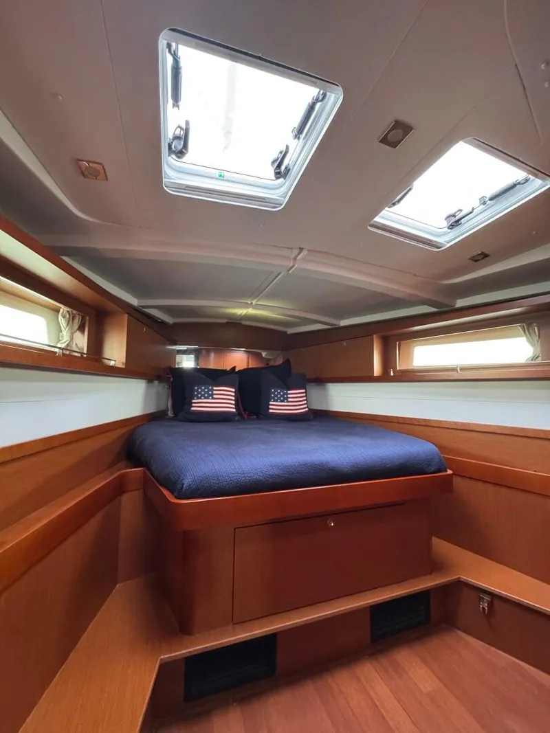 Slide: The Image of Beneteau Oceanis 45 2017 - 45