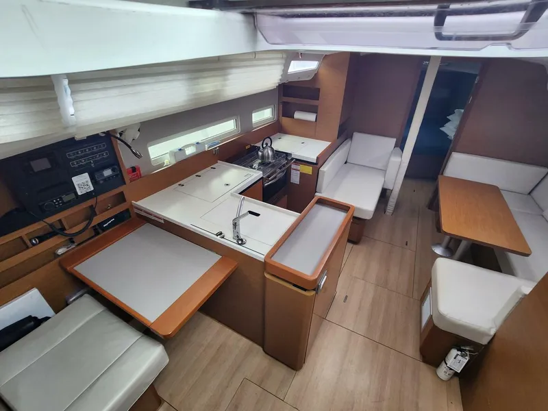 Slide: The Image of Jeanneau Sun Odyssey 410 2020 - 18