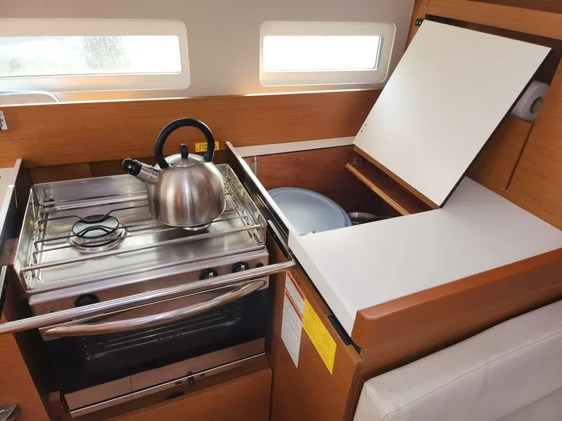 Slide: The Image of Jeanneau Sun Odyssey 410 2020 - 27
