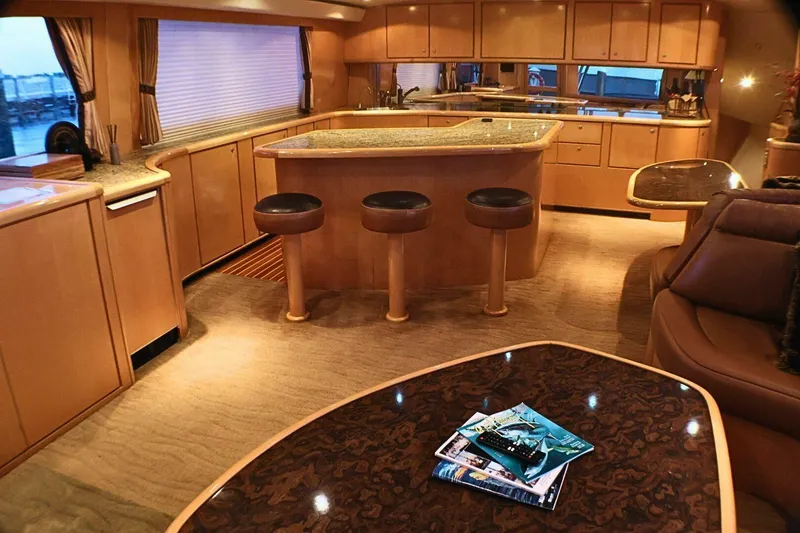 Slide: The Image of Donzi 73 Sport Yacht 2001 - 6