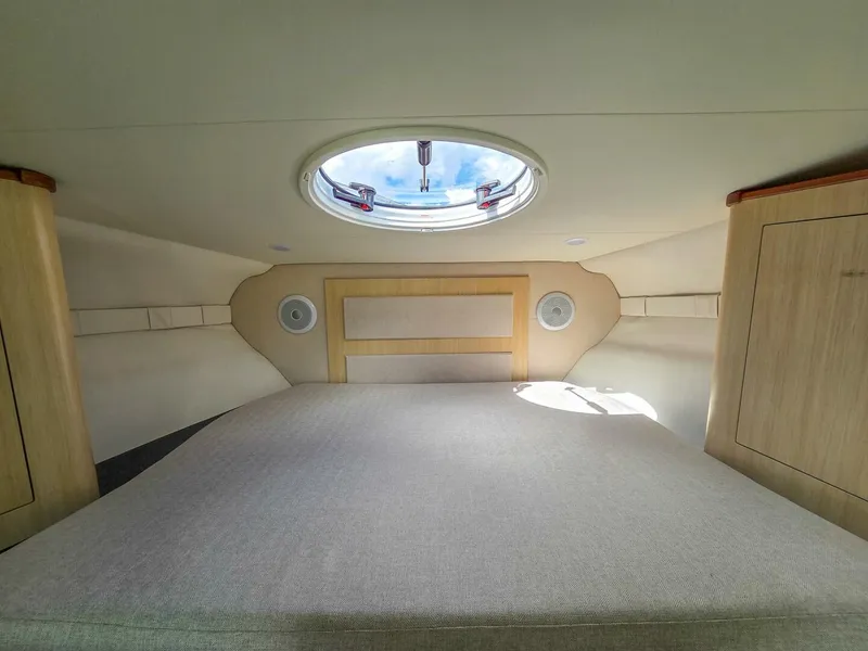 Slide: The Image of Regal 33 XO 2026 - 33