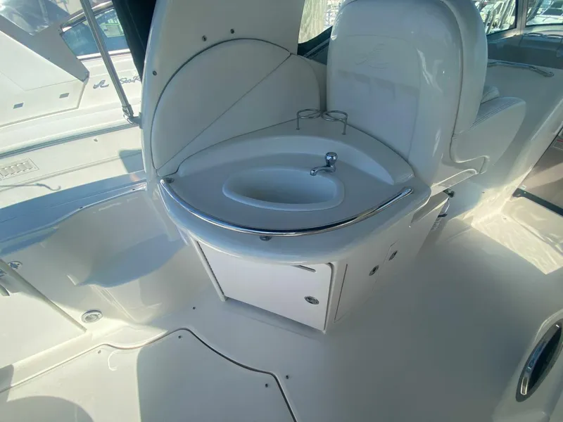 Slide: The Image of Sea Ray 340 Sundancer 2003 - 17