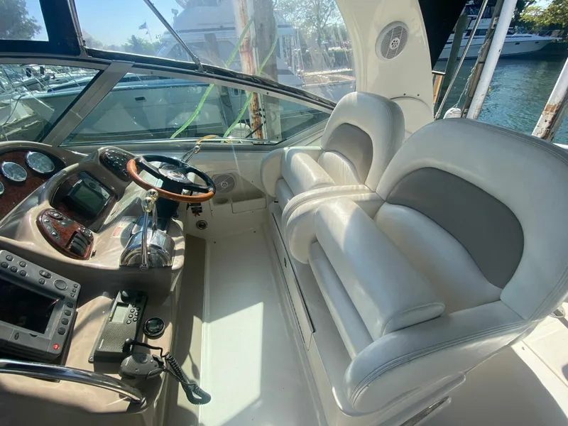 Slide: The Image of Sea Ray 340 Sundancer 2003 - 20