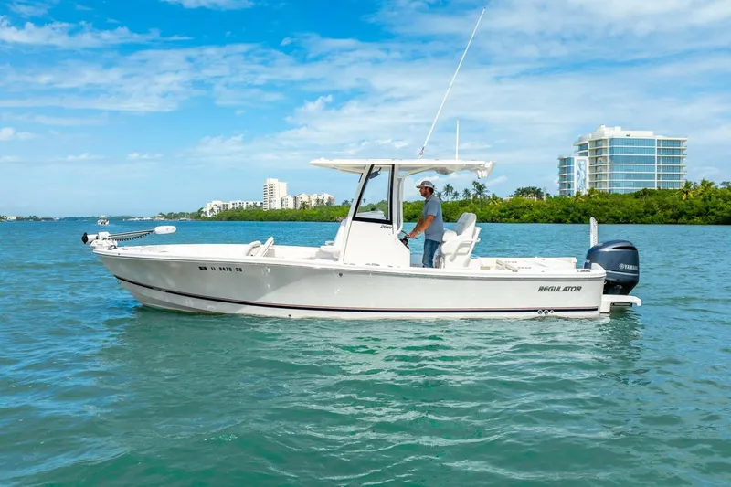 Slide: The Image of Regulator Marine 26XO 2021 - 10