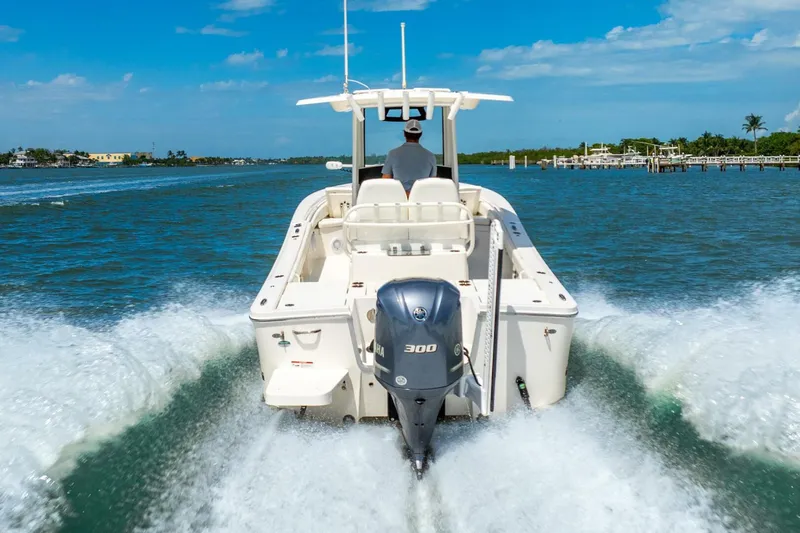 Slide: The Image of Regulator Marine 26XO 2021 - 4