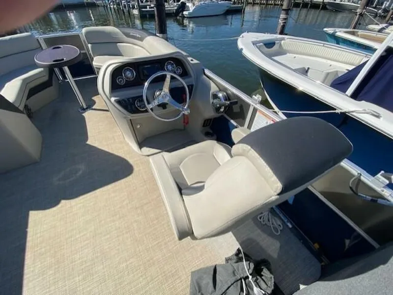 Slide: The Image of South Bay 224 RS LE 2.75 2023 - 5