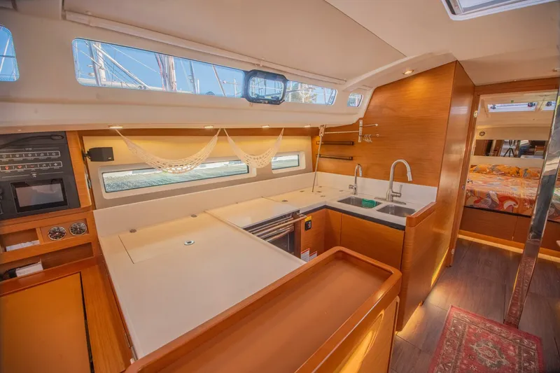 Slide: The Image of Jeanneau Sun Odyssey 440 2022 - 16