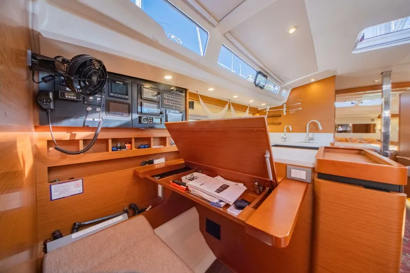 Slide: The Image of Jeanneau Sun Odyssey 440 2022 - 20