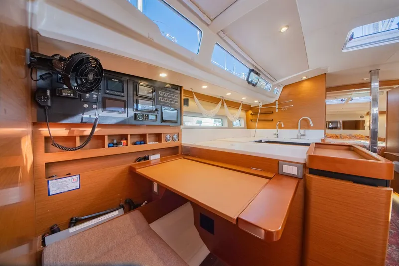 Slide: The Image of Jeanneau Sun Odyssey 440 2022 - 21
