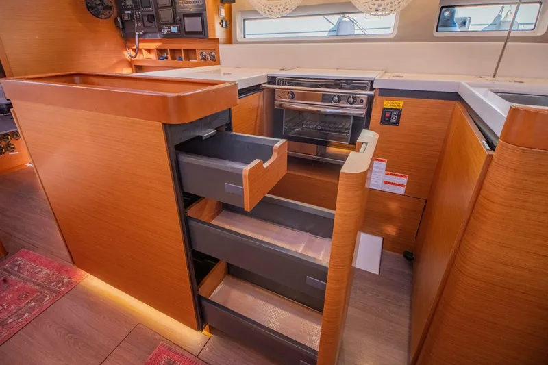 Slide: The Image of Jeanneau Sun Odyssey 440 2022 - 28