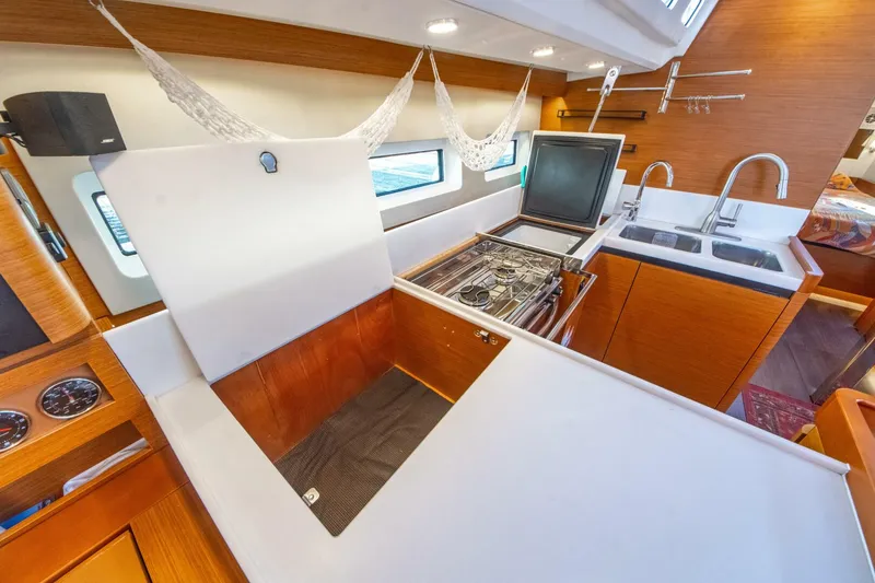 Slide: The Image of Jeanneau Sun Odyssey 440 2022 - 32