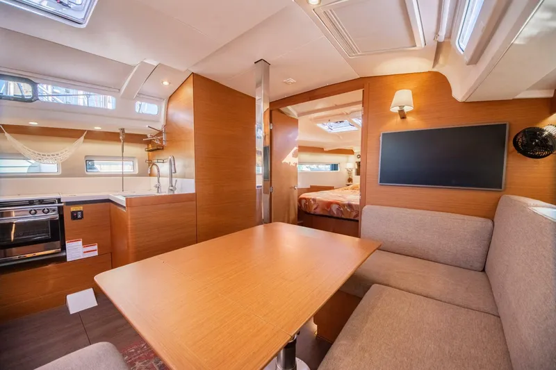 Slide: The Image of Jeanneau Sun Odyssey 440 2022 - 43