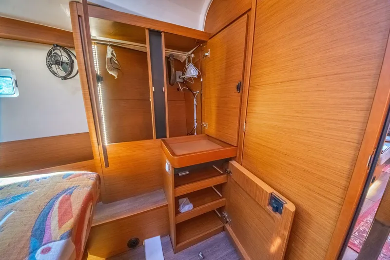 Slide: The Image of Jeanneau Sun Odyssey 440 2022 - 53