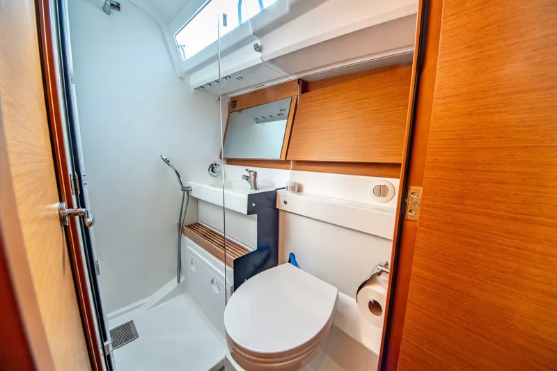 Slide: The Image of Jeanneau Sun Odyssey 440 2022 - 62