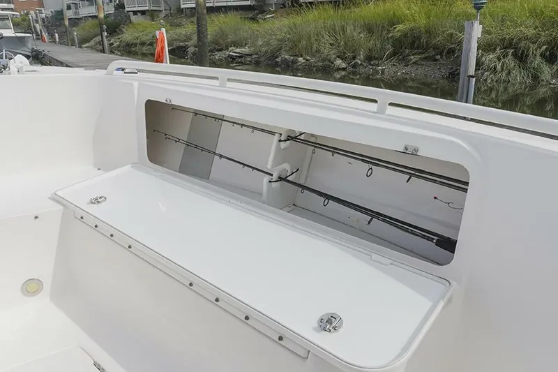 Slide: The Image of Everglades 295 Center Console 2015 - 29