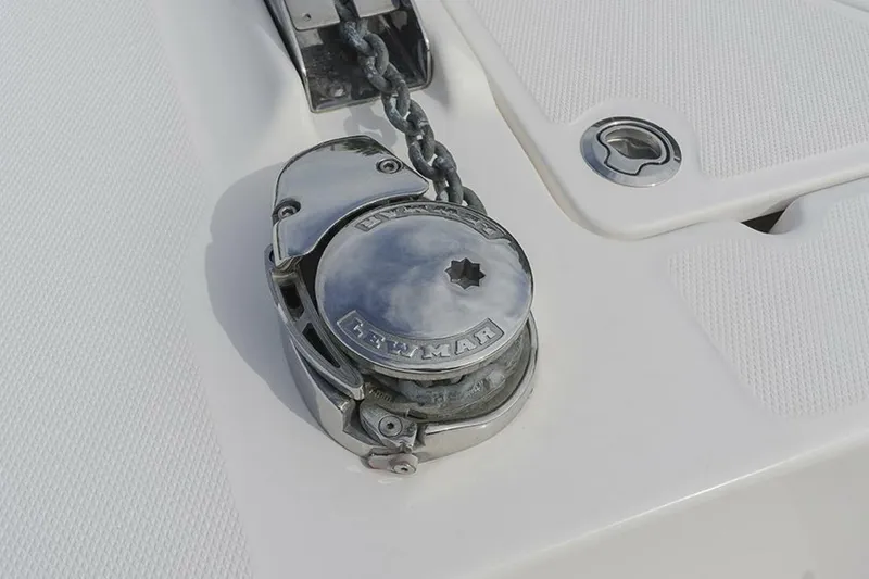 Slide: The Image of Everglades 295 Center Console 2015 - 31