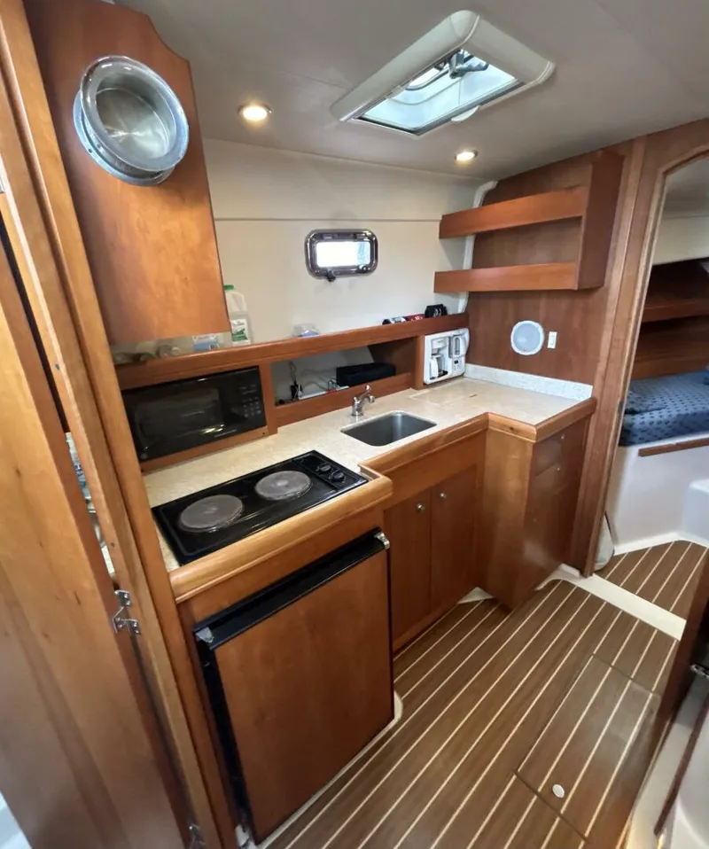 Slide: The Image of Mainship Pilot 34 Rum Runner II 2005 - 20