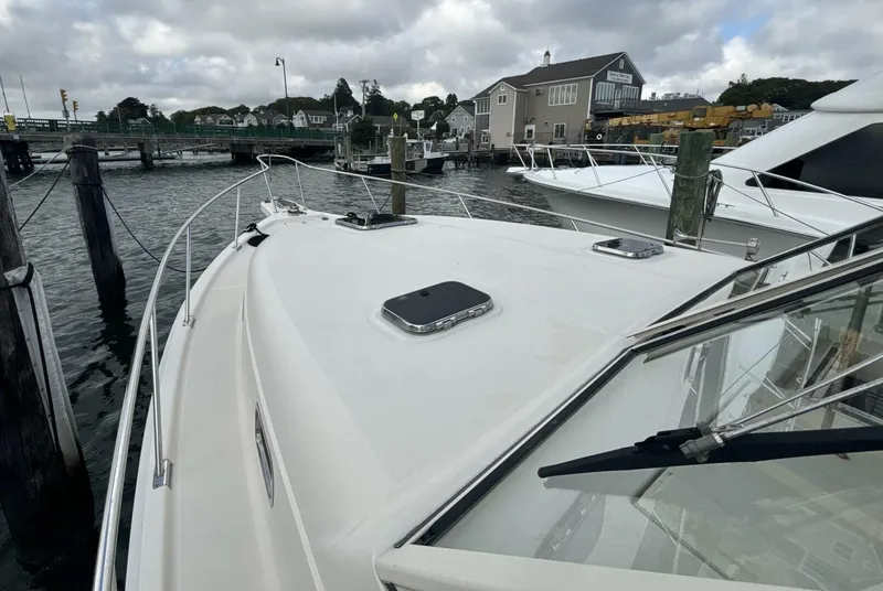 Slide: The Image of Mainship Pilot 34 Rum Runner II 2005 - 5