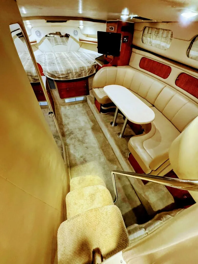 Slide: The Image of Rinker 342 Fiesta Vee 2002 - 19