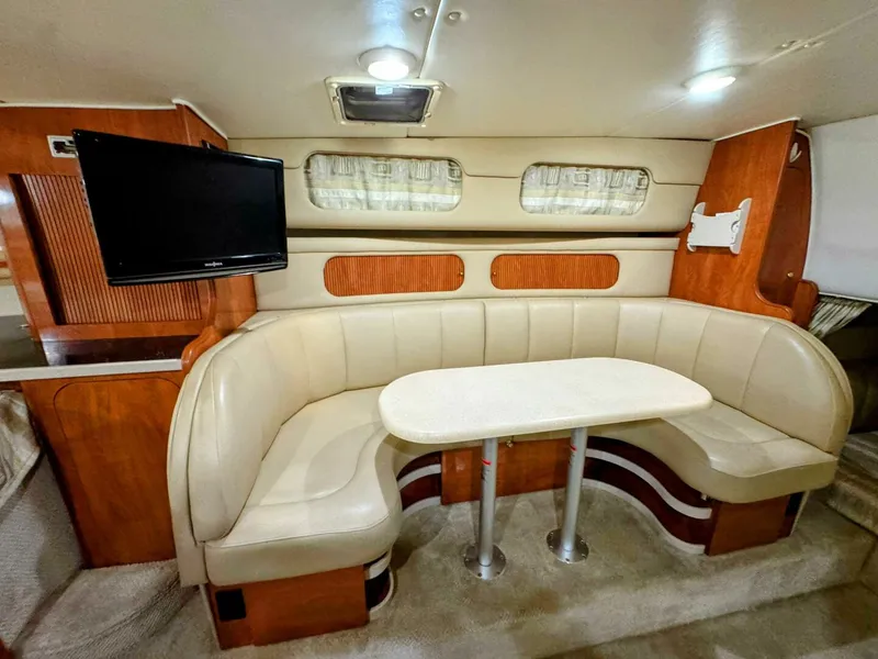 Slide: The Image of Rinker 342 Fiesta Vee 2002 - 26