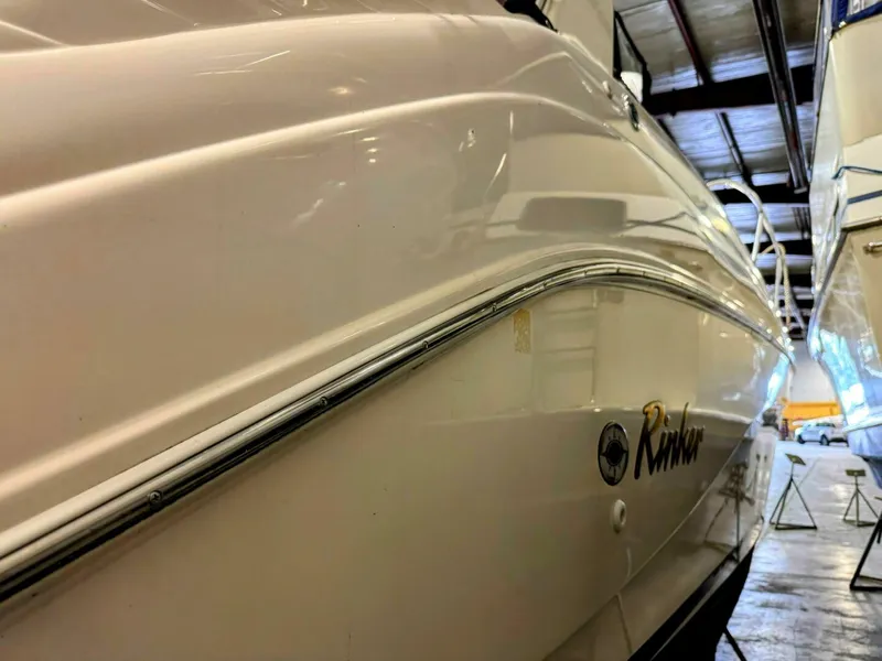 Slide: The Image of Rinker 342 Fiesta Vee 2002 - 3