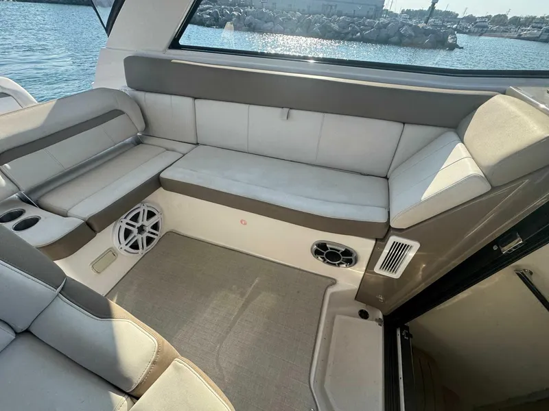 Slide: The Image of Regal 35 Sport Coupe 2016 - 20