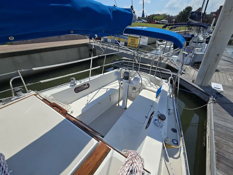 Slide: The Image of Catalina Tall Rig 1986 - 16