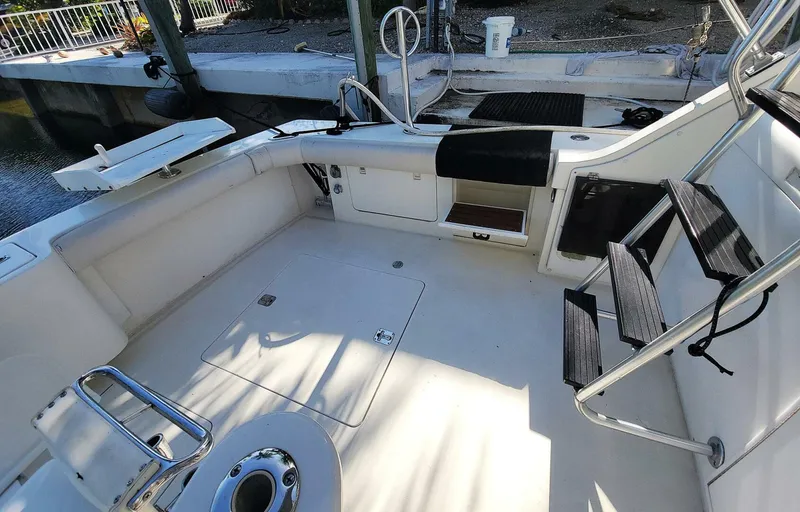 Slide: The Image of Bertram 50 Convertible 1989 - 24