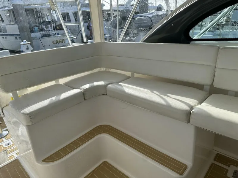 Slide: The Image of Pursuit 3800 Express 2004 - 7