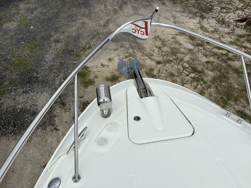 Slide: The Image of Sea Ray 310 Sundancer 2012 - 15