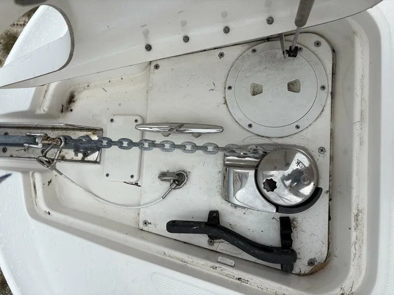 Slide: The Image of Sea Ray 310 Sundancer 2012 - 17