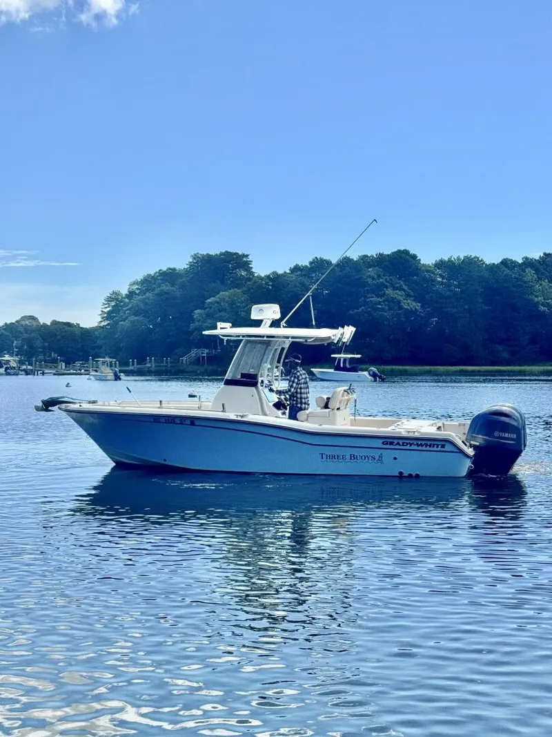 Slide: The Image of Grady-White 257 Fisherman 2021 - 2